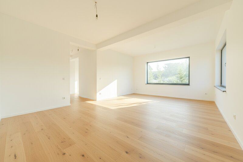 Giulesti Crangasi Casa P+2 Lacul Morii   4 Camere  Langa Gara de Nord