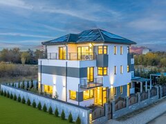 Giulesti Crangasi Casa P+2 Lacul Morii   4 Camere  Langa Gara de Nord